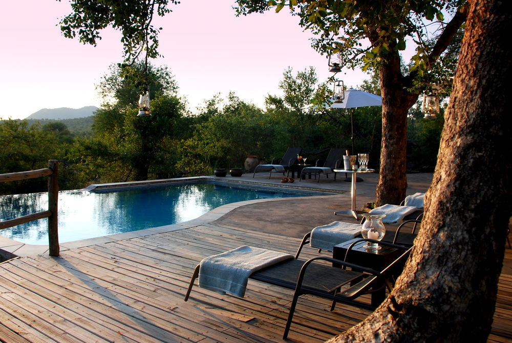 Mbizi Bush Lodge 帕拉博鲁瓦 外观 照片